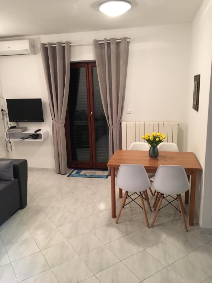 Nela Apartment Rabac Eksteriør bilde
